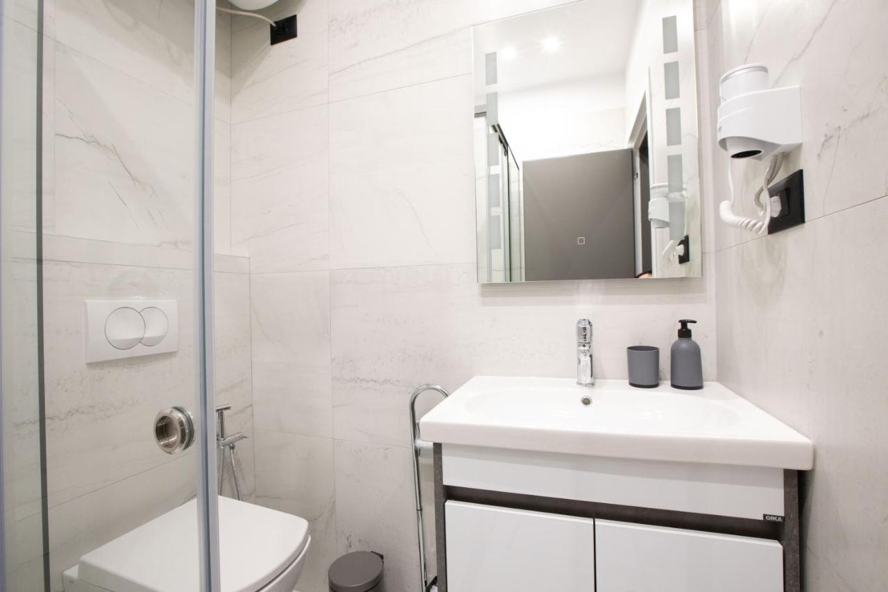 טיראנה Dea'S Apartaments מראה חיצוני תמונה