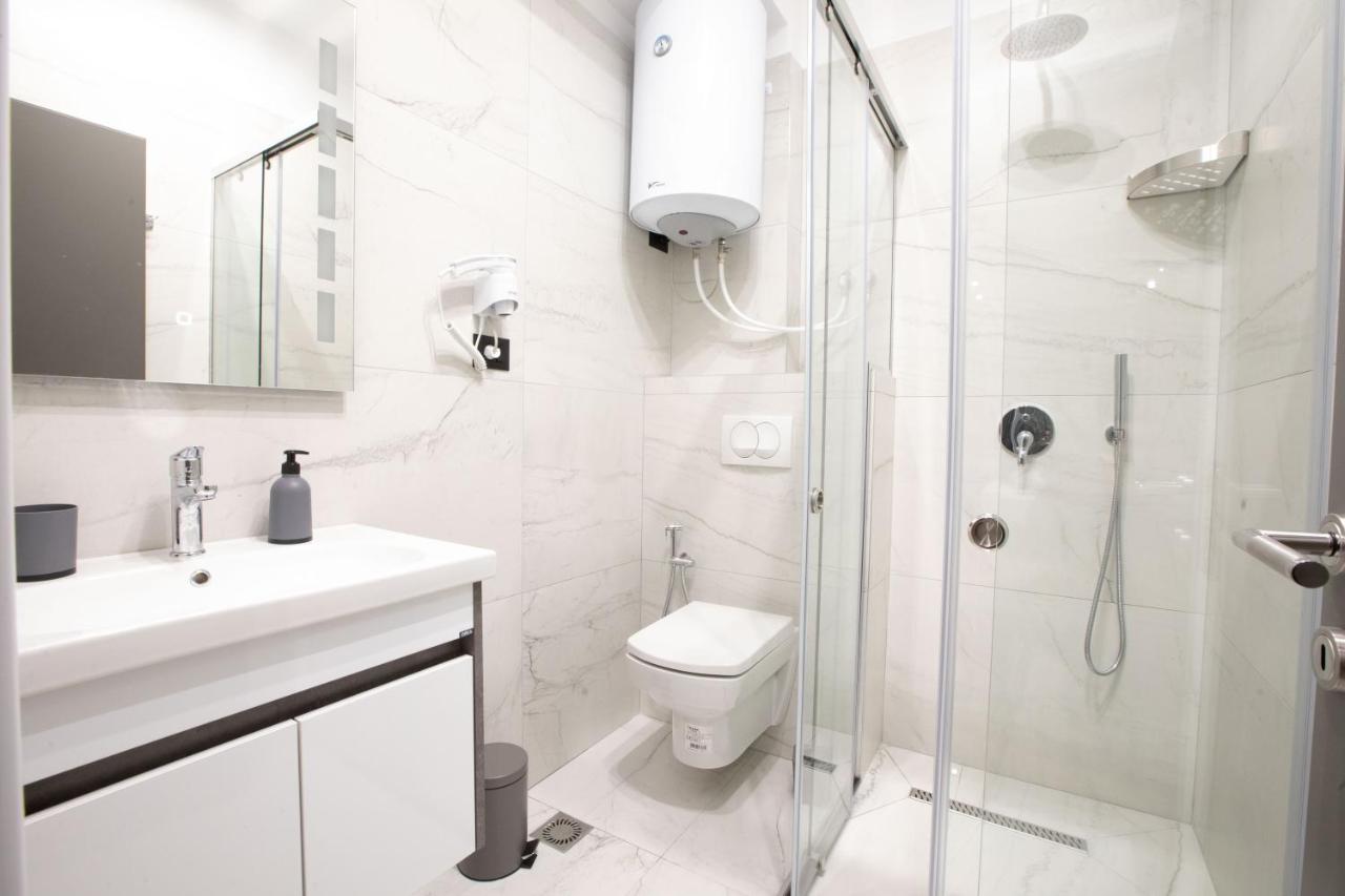 טיראנה Dea'S Apartaments מראה חיצוני תמונה